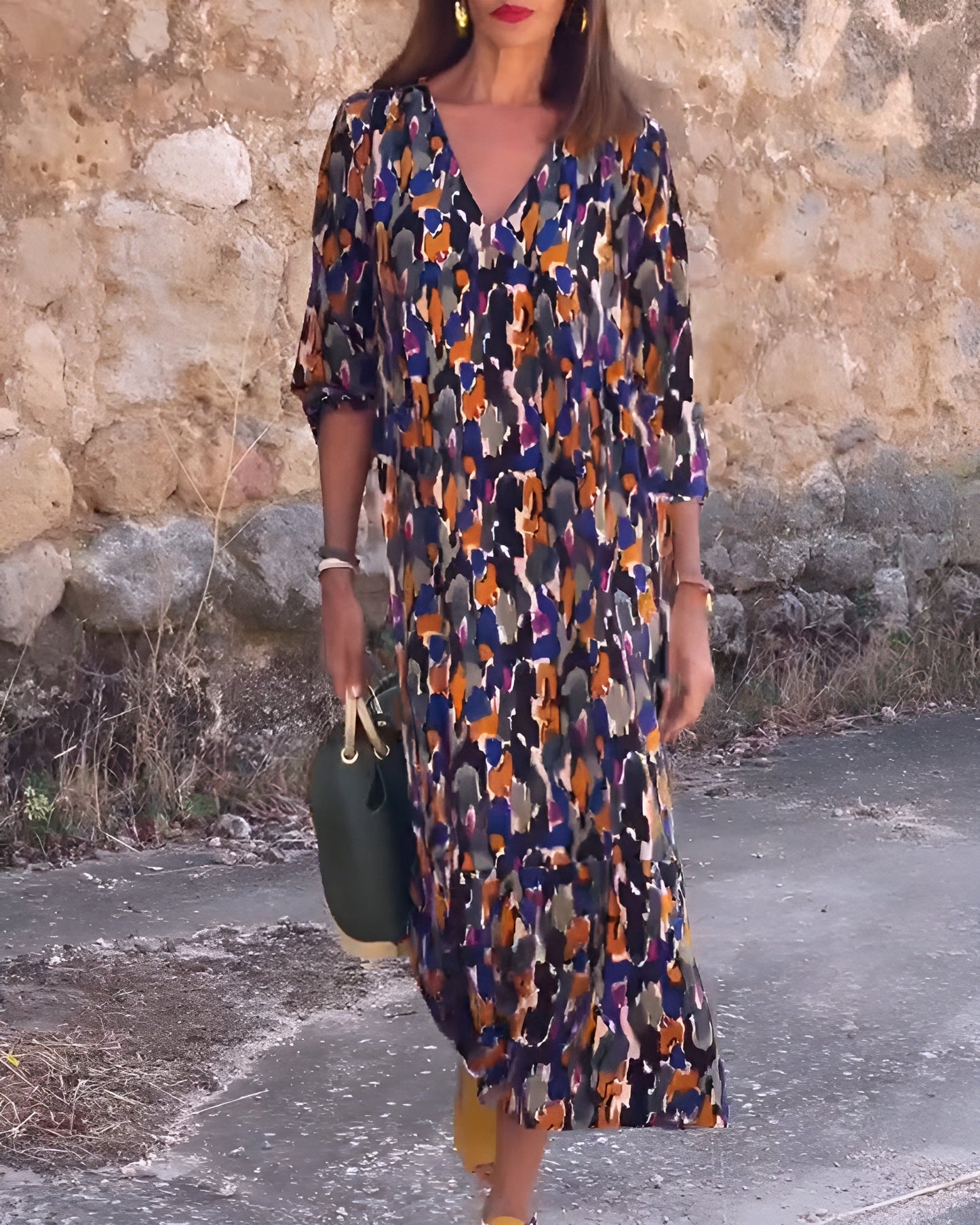 Nathalie | Sukienka z dekoltem w serek w stylu retro