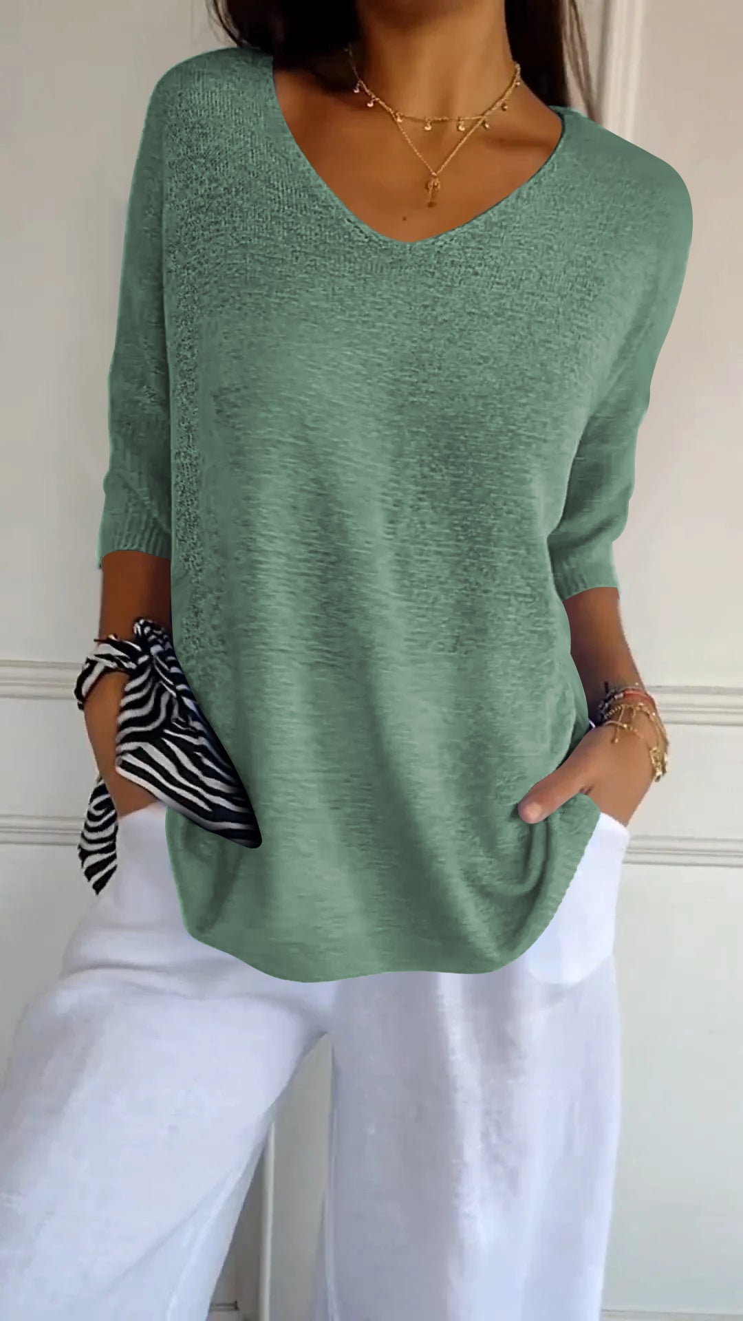 Anna - Top in v -Neck Mesh