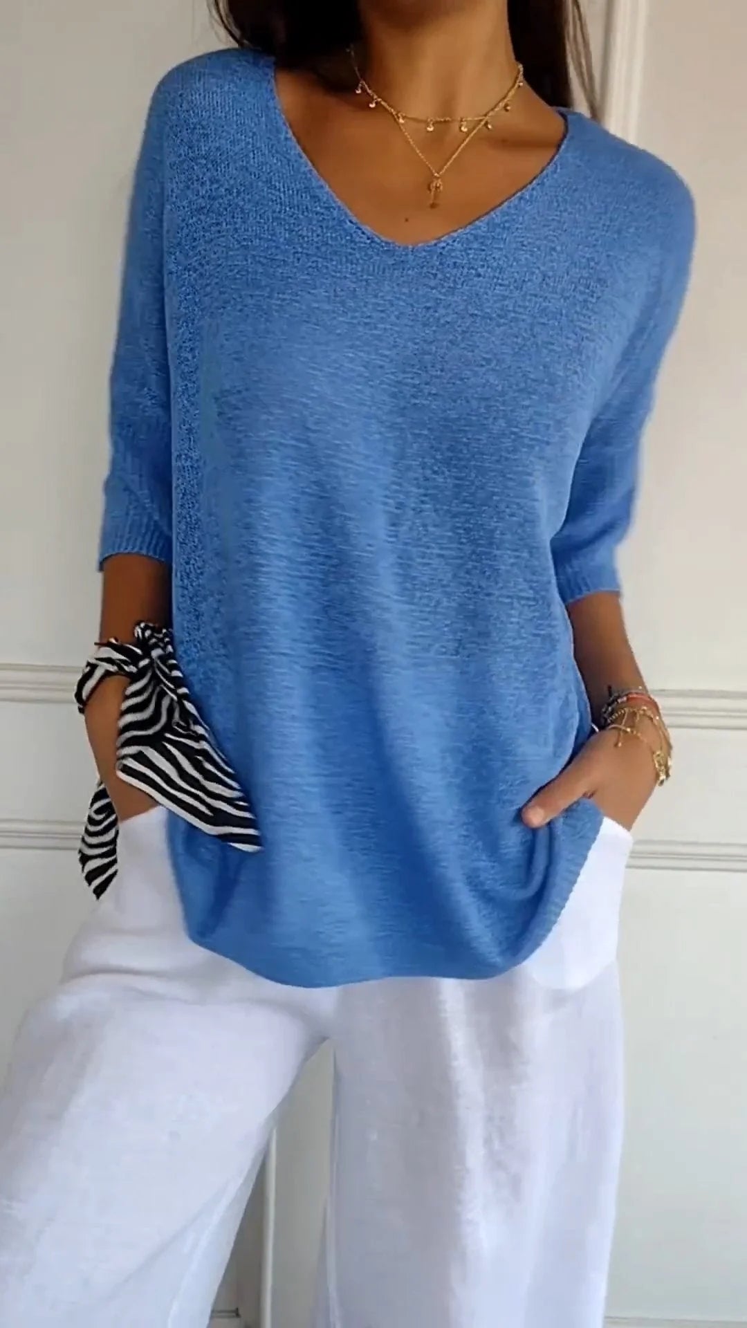 Anna - Top in v -Neck Mesh