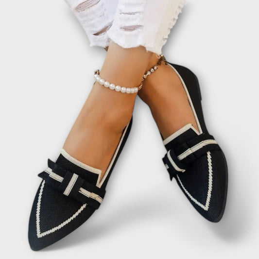 Stylowe damskie płaskie buty z wiązanym wzorem