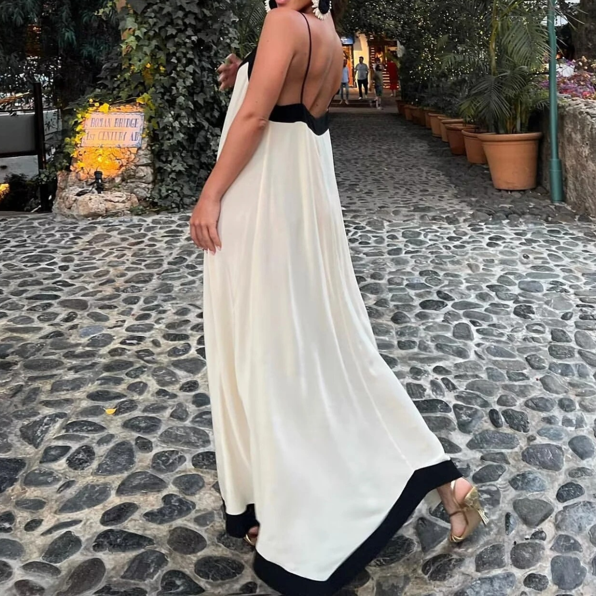 Mélanie | Elegancka, zwiewna sukienka