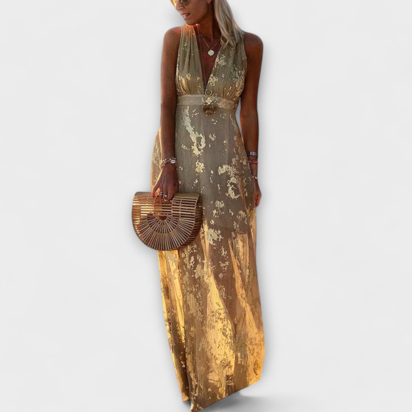 Lejąca sukienka z dekoltem w szpic